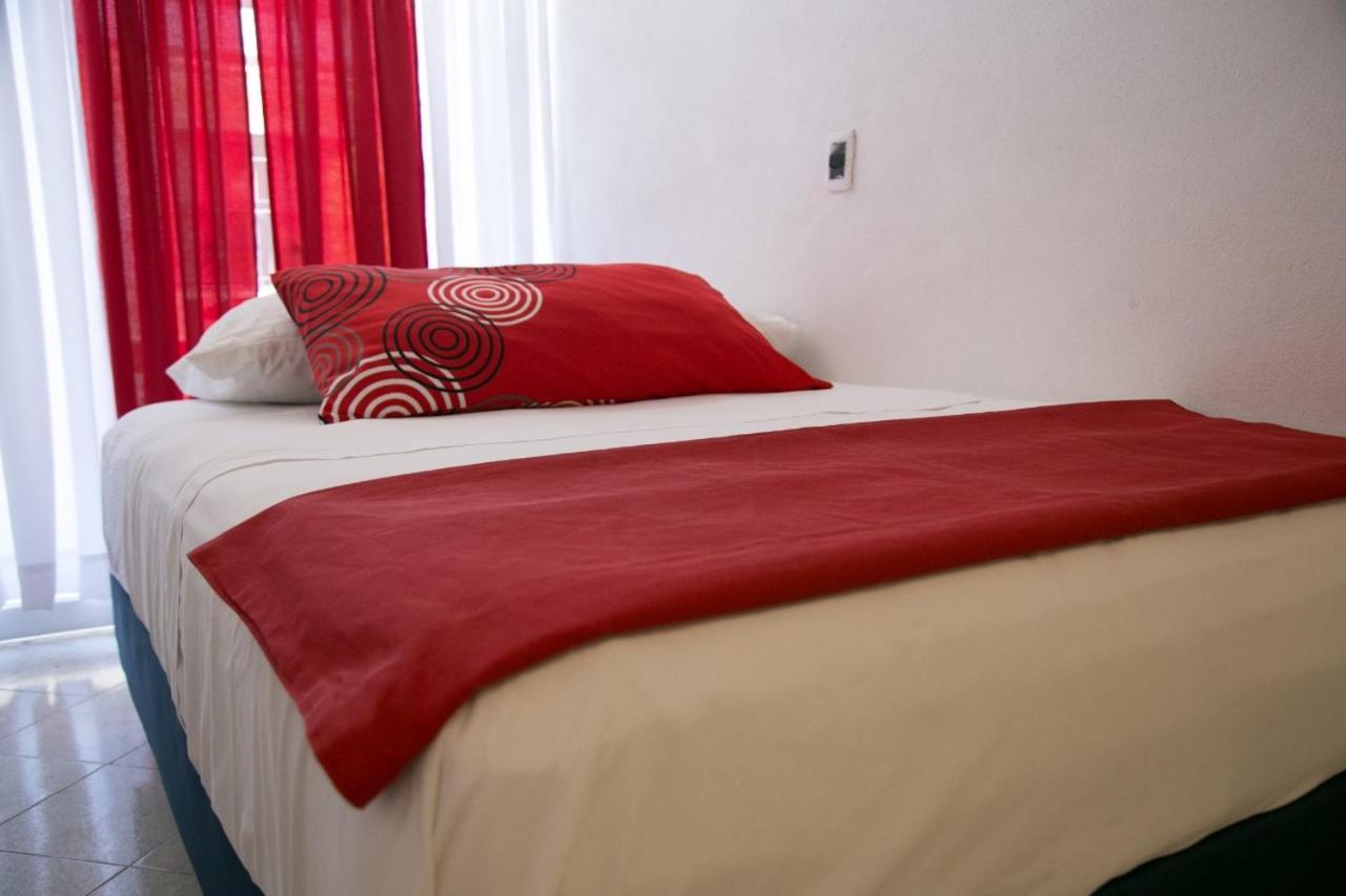 Boutique Basic Hotel Puerto Vallarta Bagian luar foto