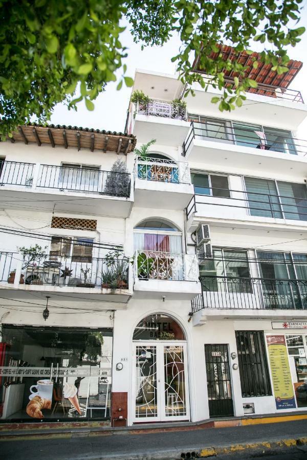 Boutique Basic Hotel Puerto Vallarta Bagian luar foto