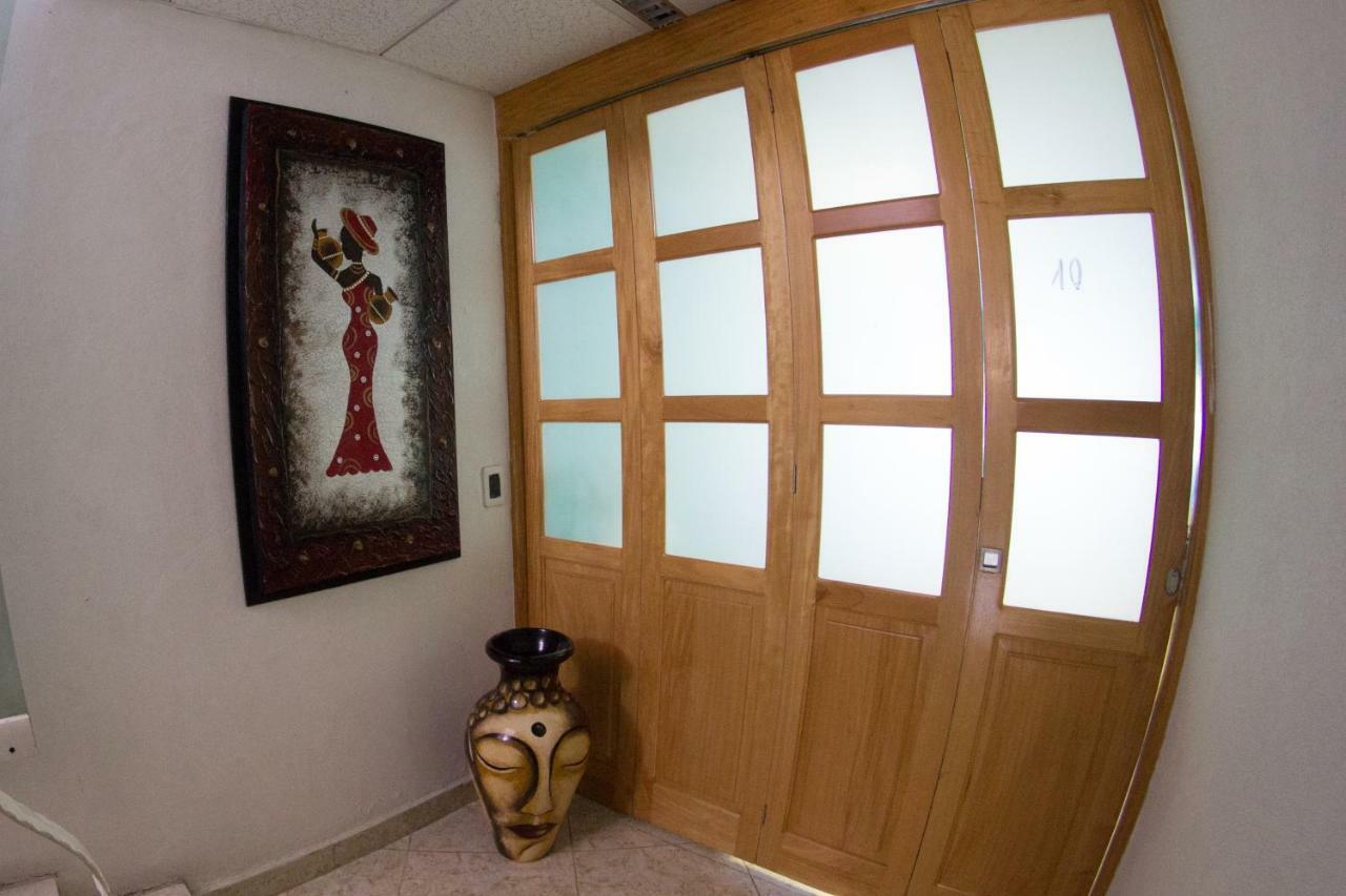 Boutique Basic Hotel Puerto Vallarta Bagian luar foto